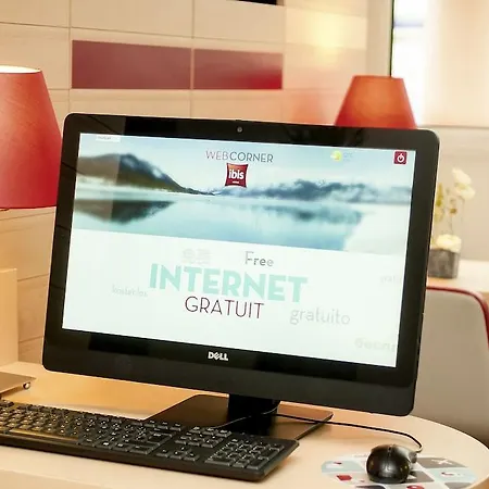 Ibis Bilbao Hotel *