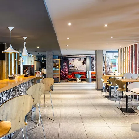 Ibis Bilbao Hotel *
